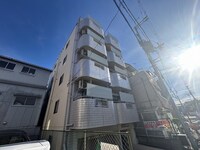 セレナ中桜塚