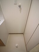 洗濯機置場 フジパレス東花園