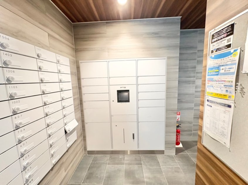 エントランス部分 アプリーレ西本町