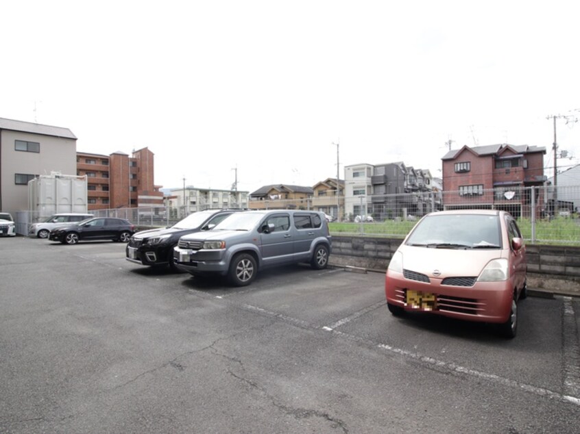 駐車場 カストルム滝川