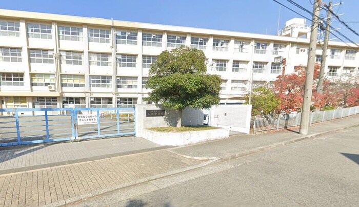 西宮市立山口中学校(中学校/中等教育学校)まで110m サンライフ山口