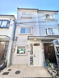泉町貸家