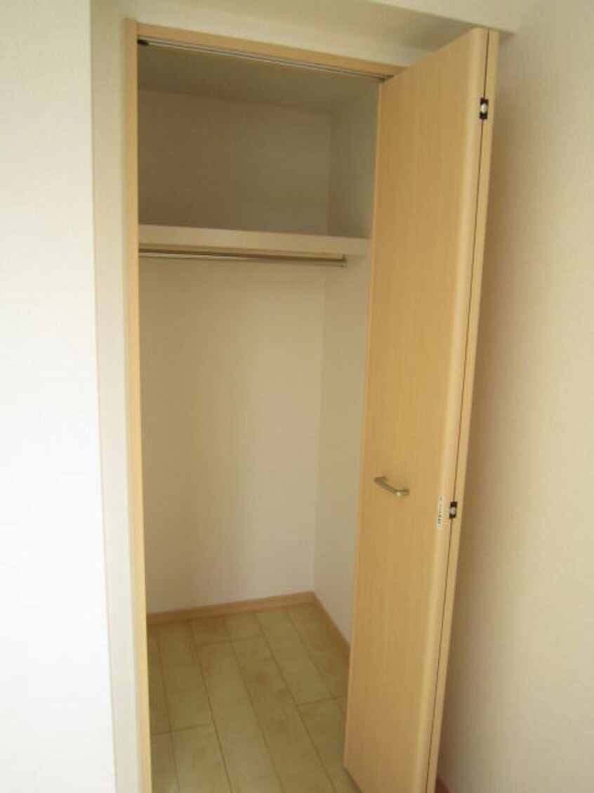 収納 アヴニール