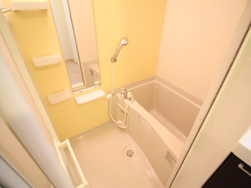 バス／シャワールーム等 アヴニール