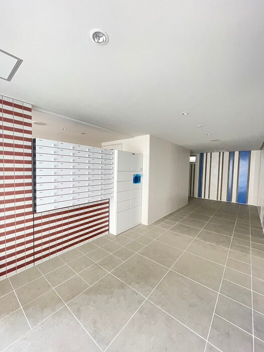 エントランス部分 プレサンスNEO長堂アウローラ