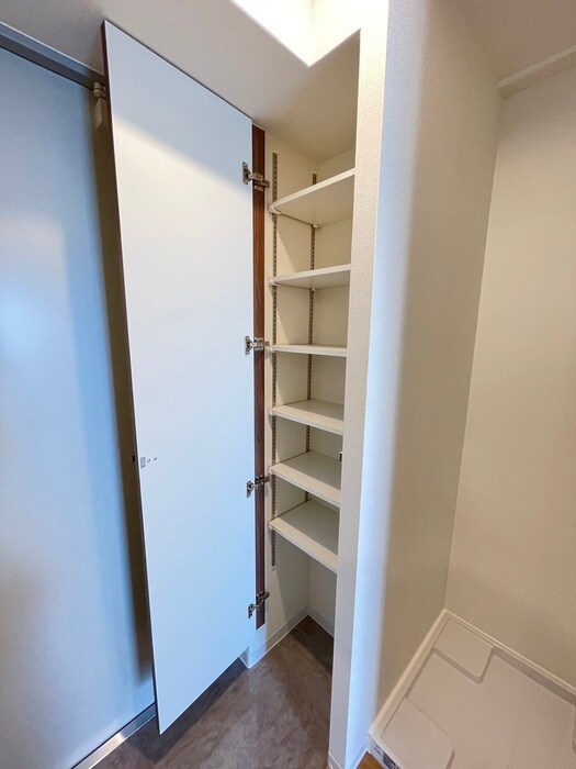 靴箱 プレサンスNEO長堂アウローラ