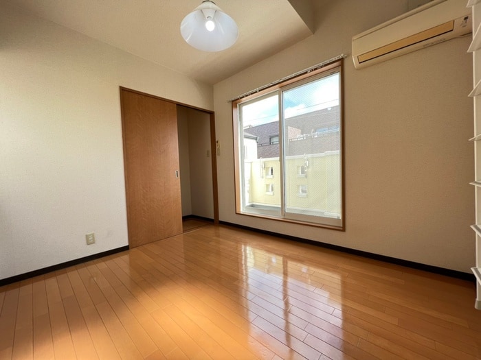 居室 フォルビ－ト六甲