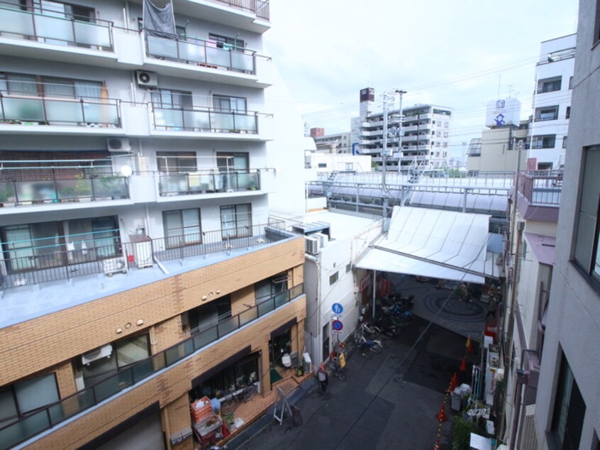 室内からの展望 マンション神栄