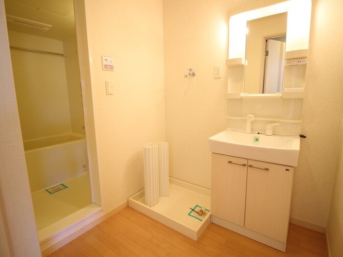 洗濯機置場 ネ－ブルソフィア藤江