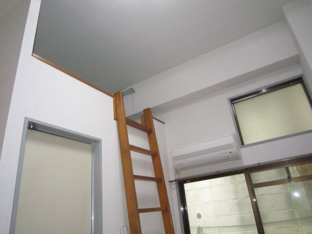 居室 リアライズ塩屋