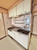 キッチン ツチヤビル