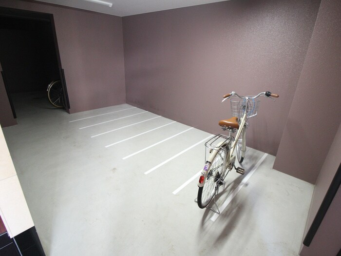 駐輪場 ARTISTA御所西ドゥーエ