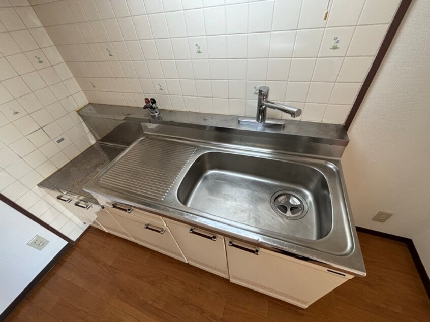 キッチン ヴェルデ三番館