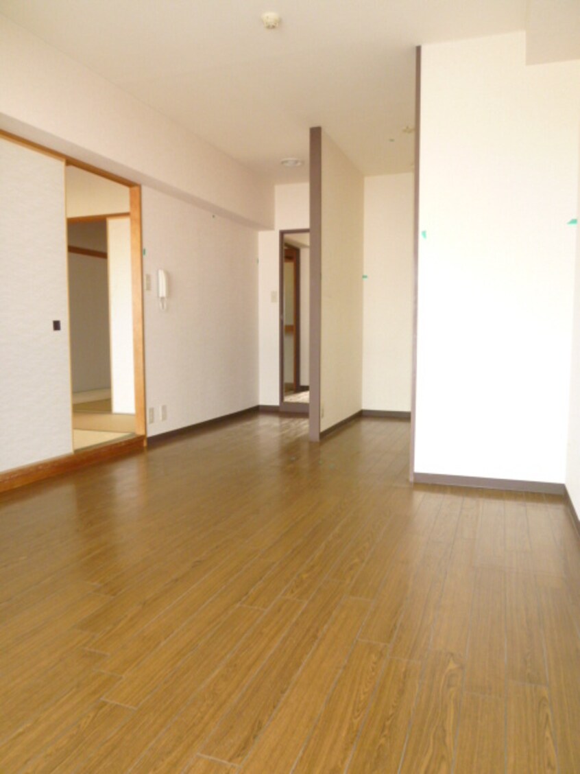 居室 ヴェルデ三番館