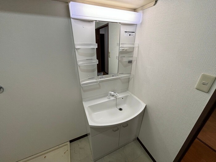 洗面 ヴェルデ三番館