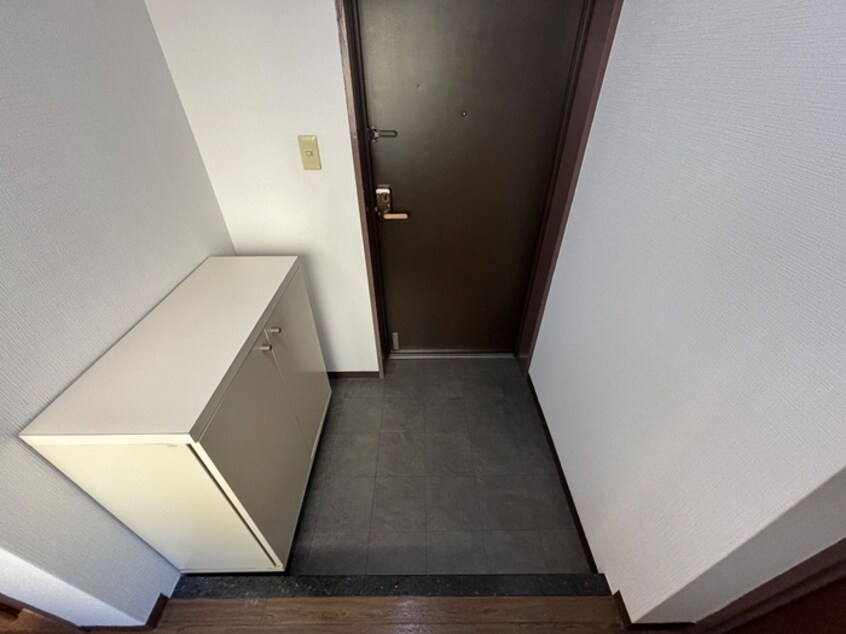 玄関 ヴェルデ三番館