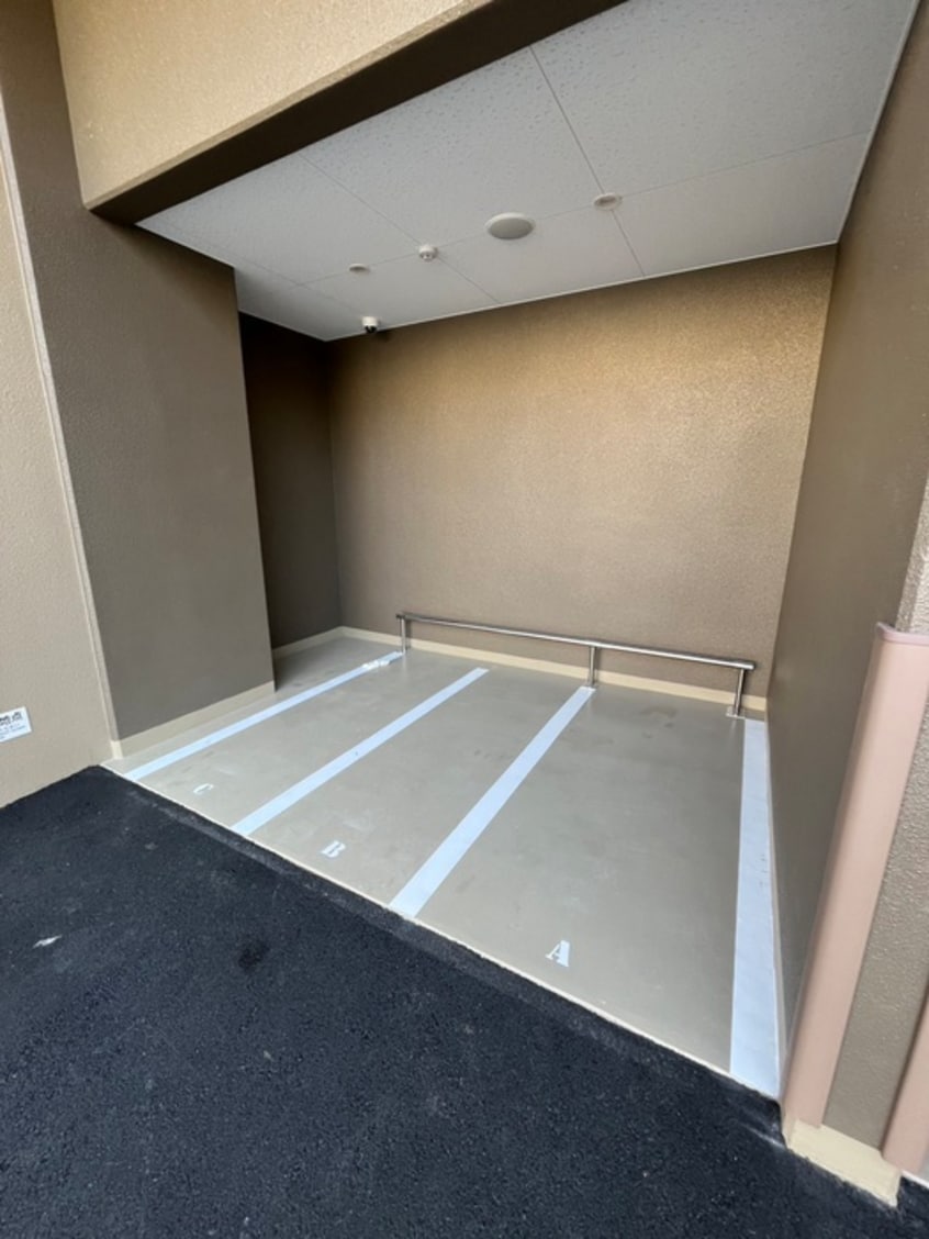 バイク置き場 クローバー・グランツ都島