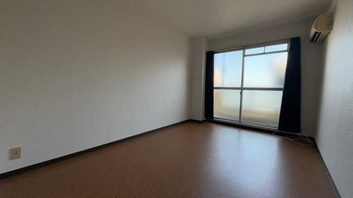 居室 ローズガーデン