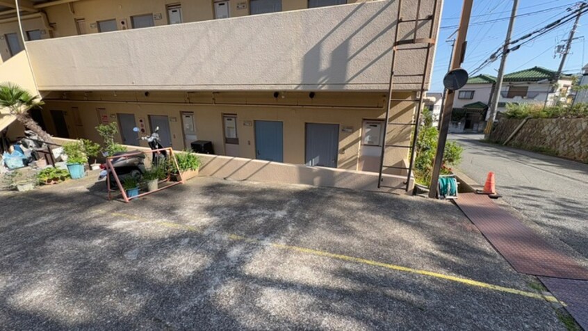 駐輪場 ローズガーデン