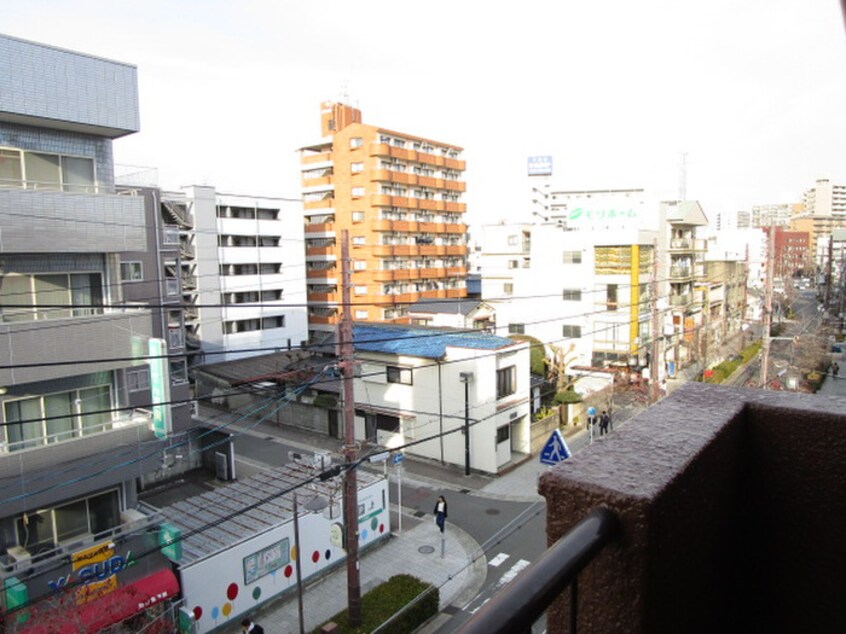 室内からの展望 明徳ビル