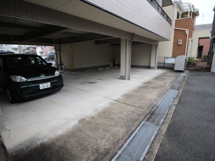 駐車場 メゾネット栄根