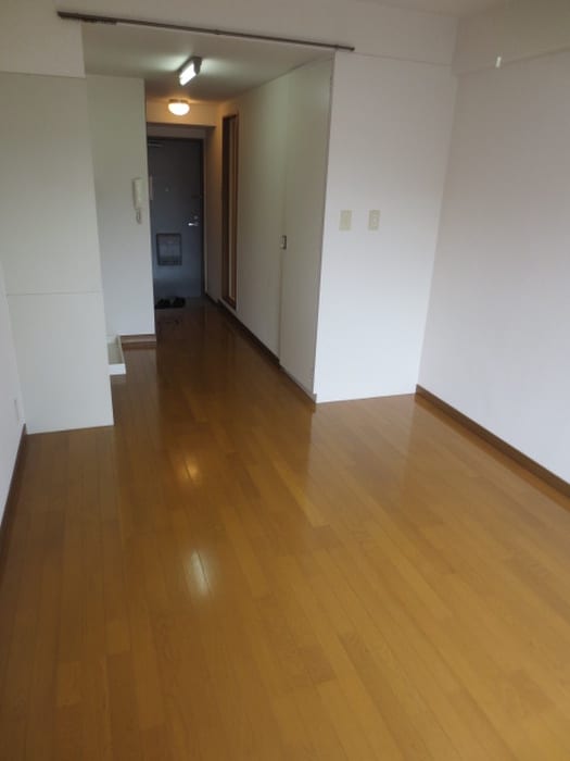 居室 メゾネット栄根