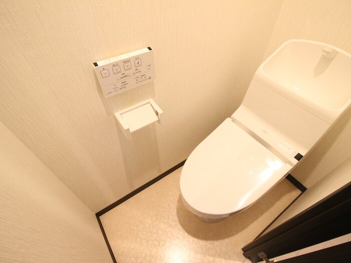 トイレ サクシード宝ヶ池