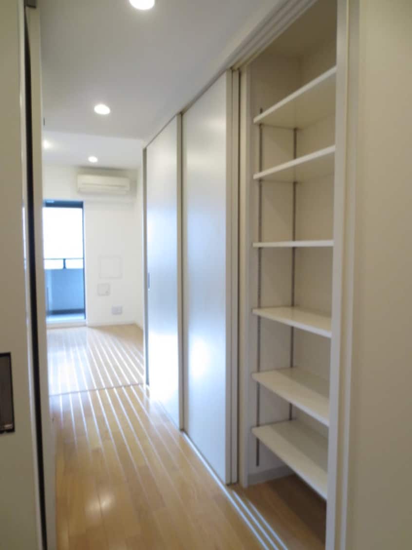 収納 KDXレジデンス本町橋