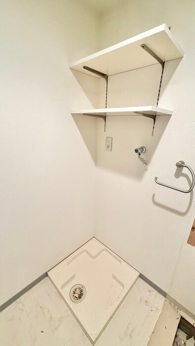 洗濯機置場 KDXレジデンス本町橋