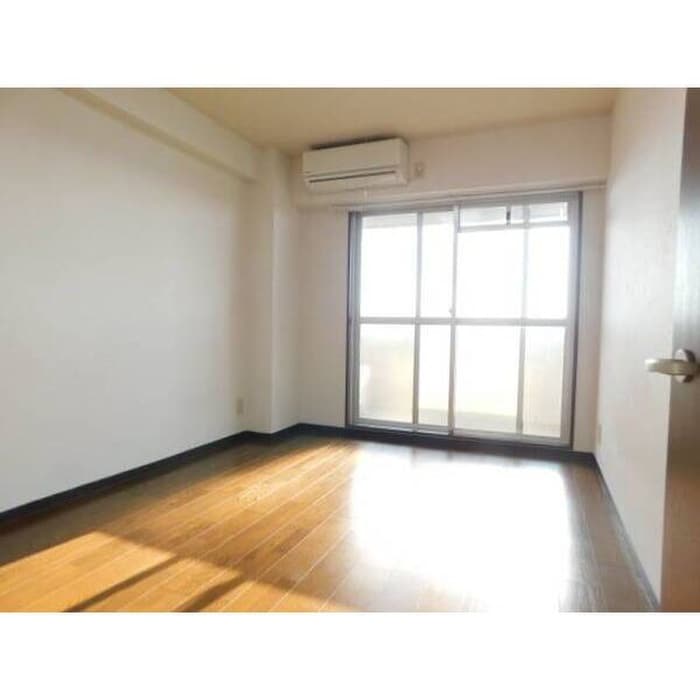 居室 中西駅前ビル