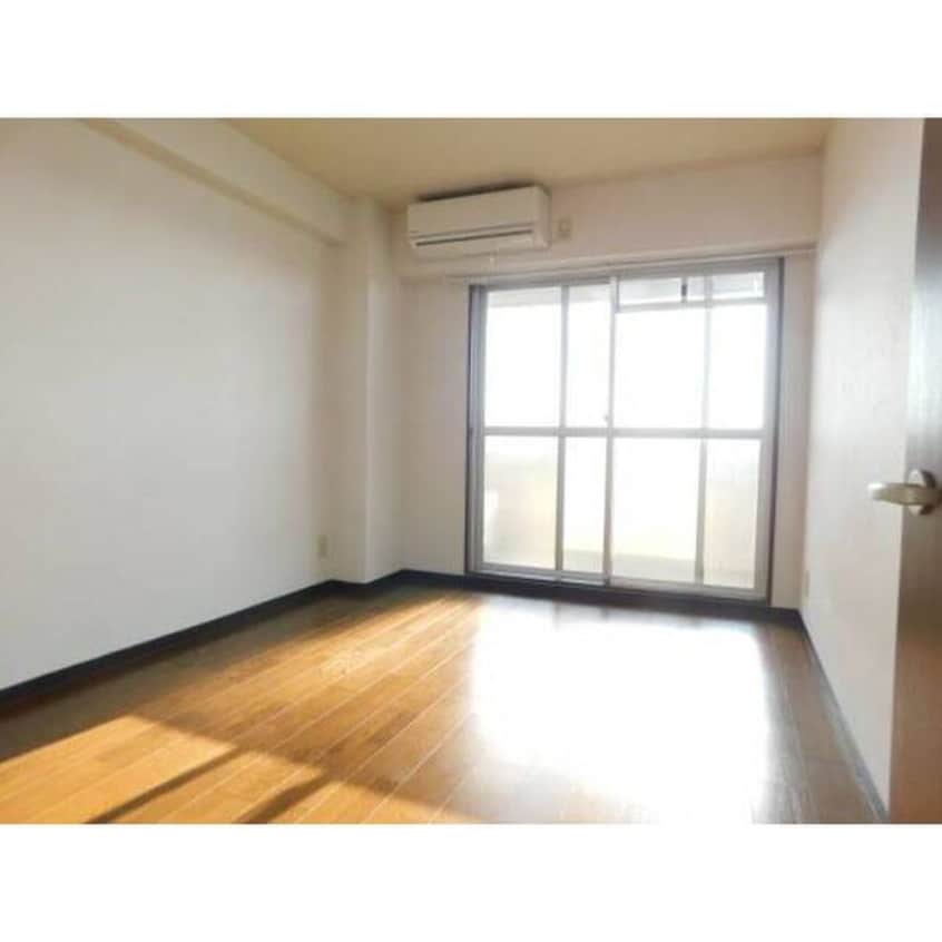 居室 中西駅前ビル