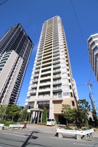 アデニウムタワー梅田(1201)