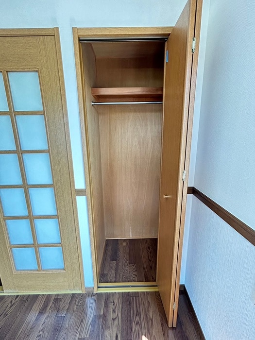 収納 リバ－ライズ高井田