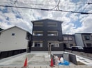 ジーメゾン山科エミールの外観