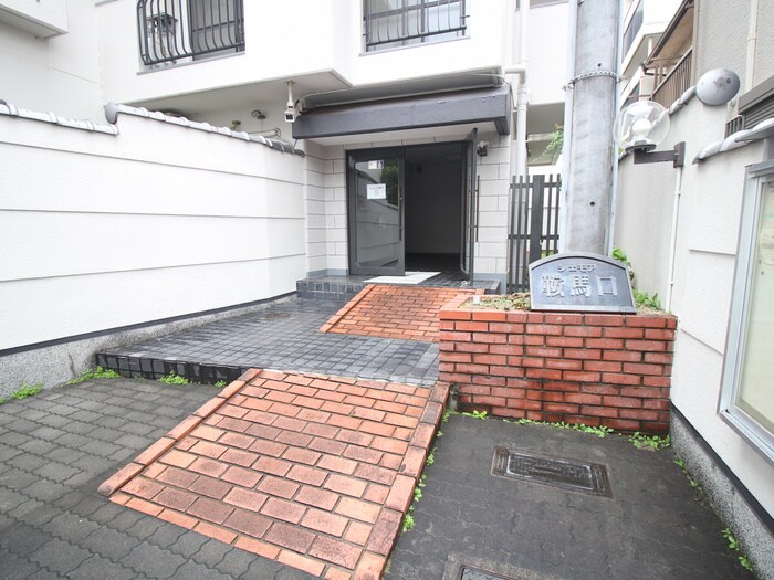 エントランス部分 シェモア鞍馬口(301)