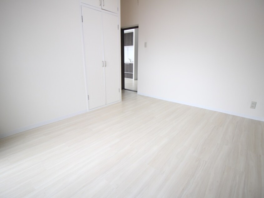 居室 シェモア鞍馬口(301)