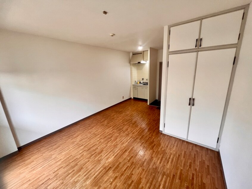 居室 パイント－リ南郷