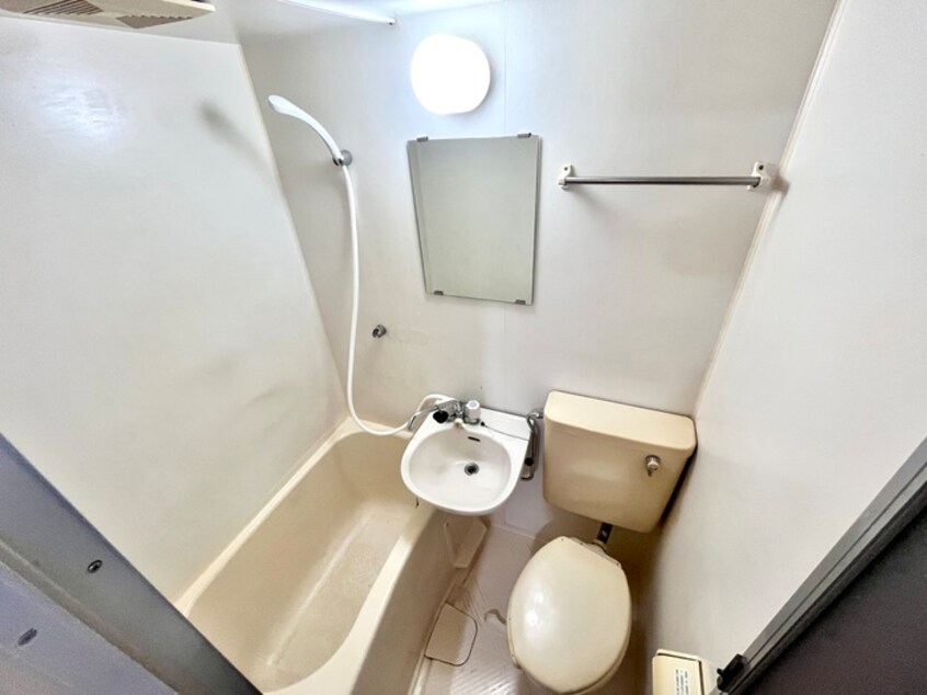 キッチン パイント－リ南郷