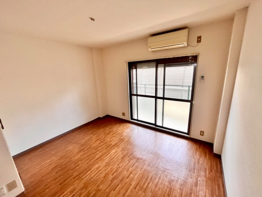 居室 パイント－リ南郷