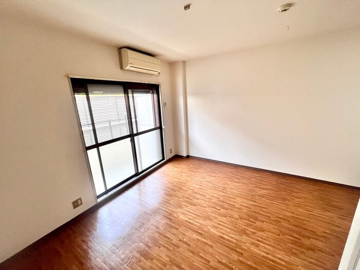 居室 パイント－リ南郷