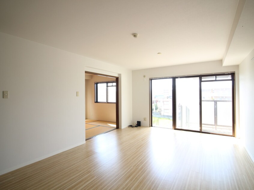 居室 シェルプール参番館