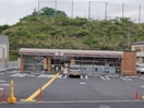 セブン-イレブン 神戸垂水上高丸店(コンビニ)まで700m 千代が丘1丁目戸建