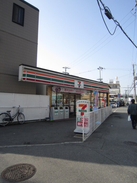 セブンイレブン(コンビニ)まで287m エテルノソ－レ