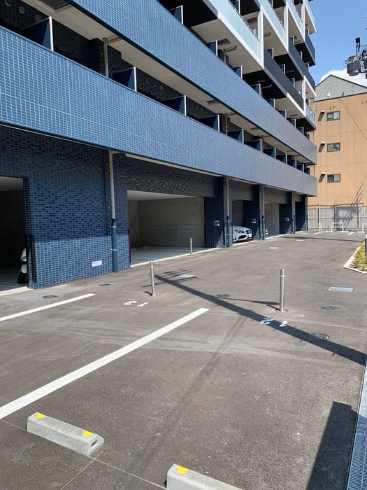 駐車場 ﾌﾟﾚｻﾝｽ難波ｲﾝﾌｨﾆﾃｨ(711)
