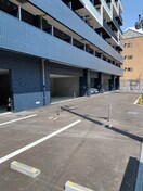 駐車場 ﾌﾟﾚｻﾝｽ難波ｲﾝﾌｨﾆﾃｨ(711)