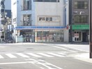 ローソン(コンビニ)まで120m ﾌﾟﾚｻﾝｽ難波ｲﾝﾌｨﾆﾃｨ(711)