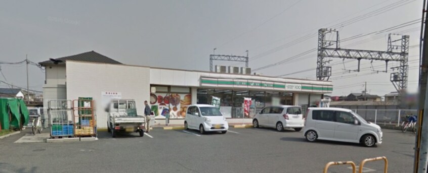 ローソンストア100二色浜駅前店(コンビニ)まで450m 二色の浜グリーンハイツ