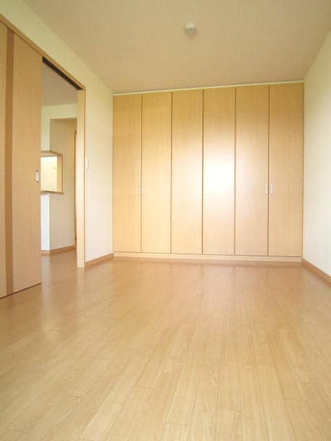 居室 サンライト川向井