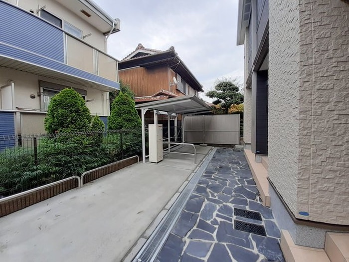 駐輪場 グランブルV