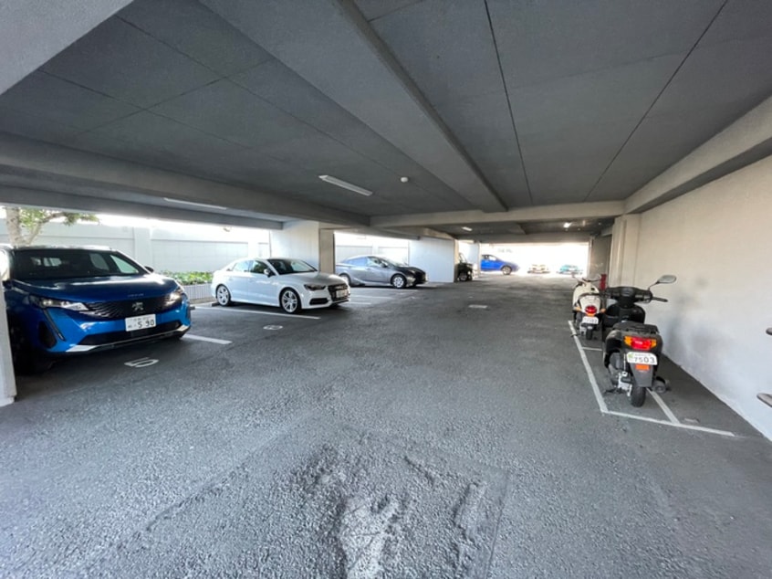 駐車場 カルム長岡京(204)